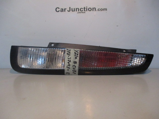 Used Nissan Cube TAIL LAMP RIGHT